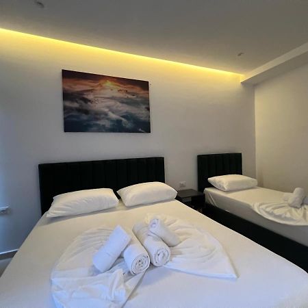 E&L Luxury Apartments Saranda Extérieur photo