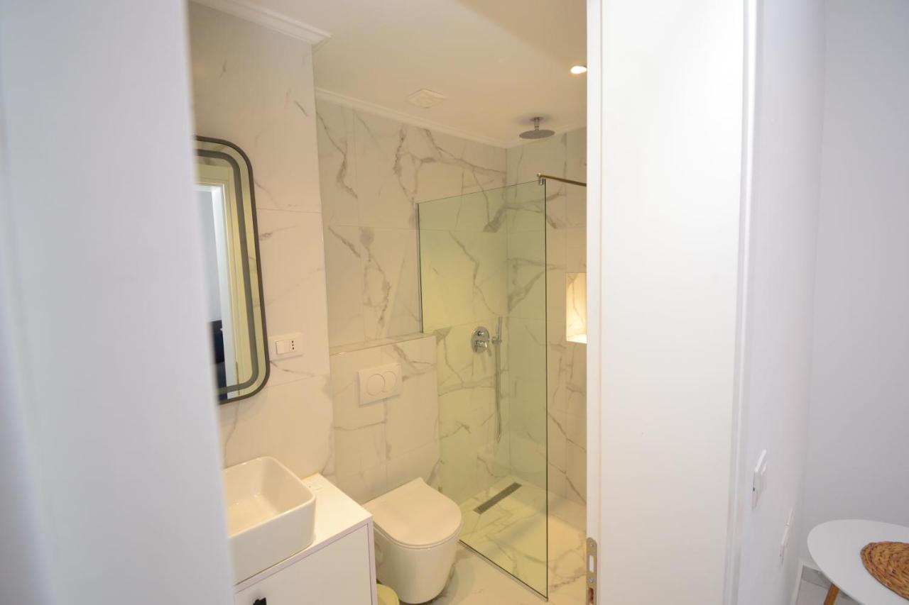 E&L Luxury Apartments Saranda Extérieur photo